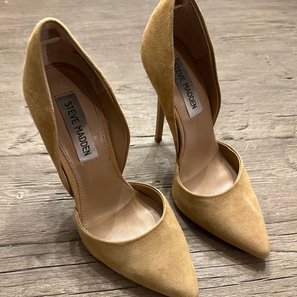 Steve Madden Pump